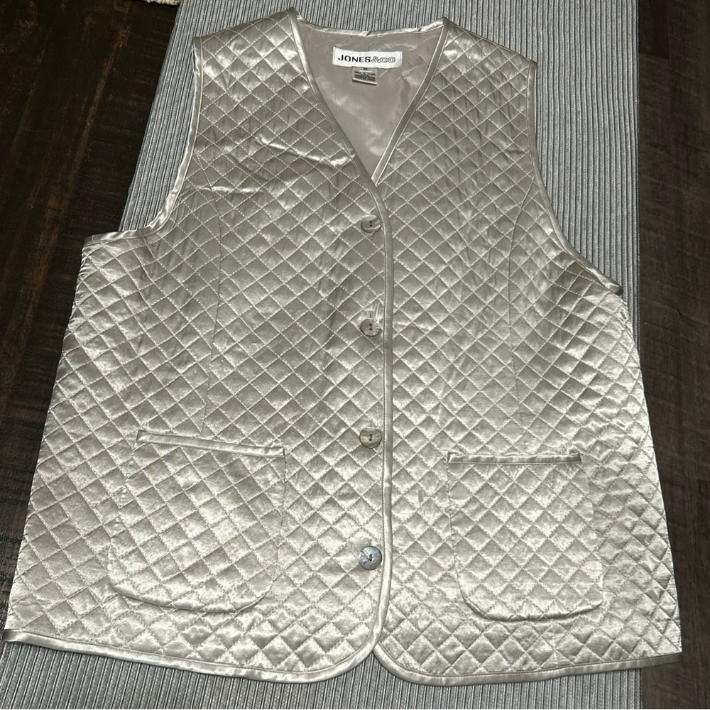 Jones & Co Women’s Vest Mother Of Pearl Buttons-up | Size M | Preowned V1